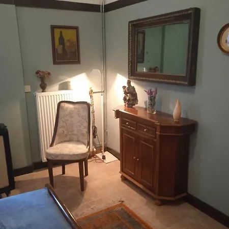 Alonaki Seafront Feriehus